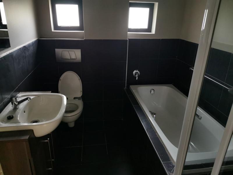 To Let 2 Bedroom Property for Rent in Die Bult North West